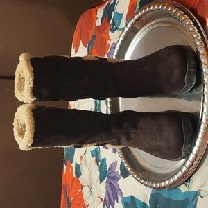 SOLD comfortview boots  women's size 8